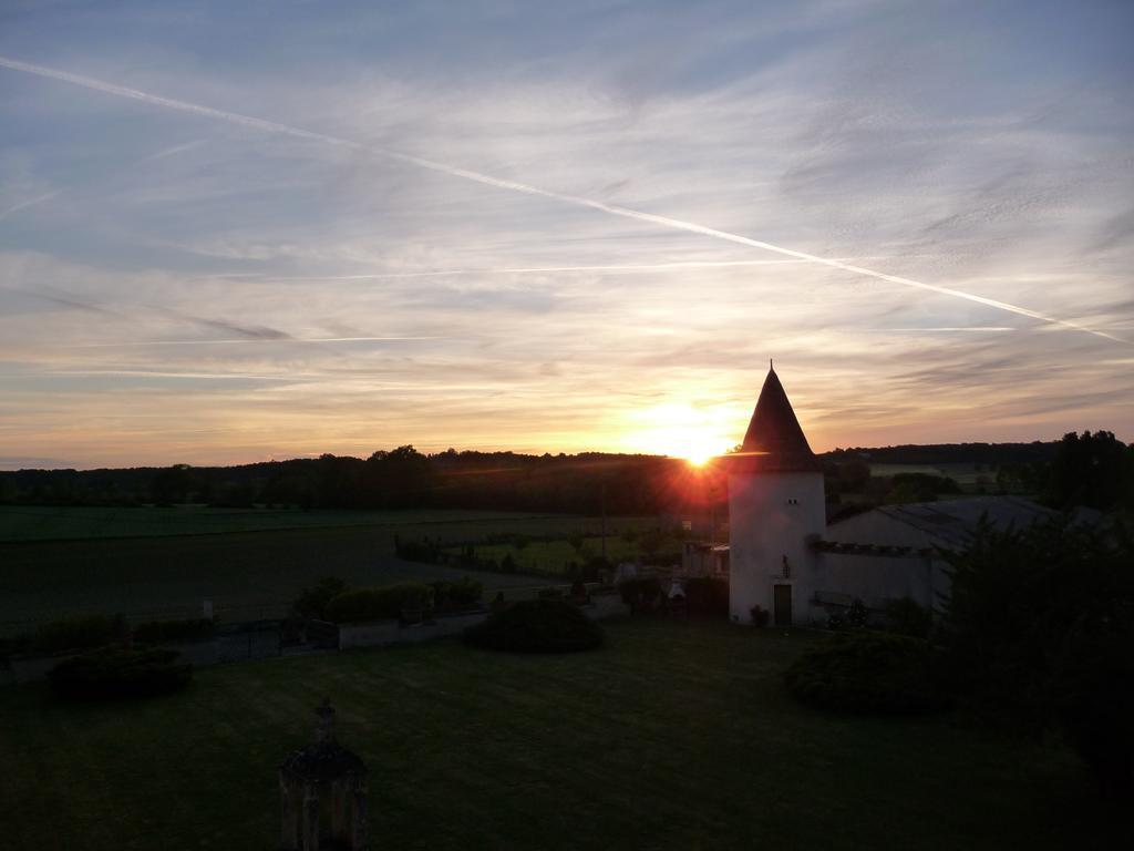 Château du Bourbet Cherval Extérieur photo